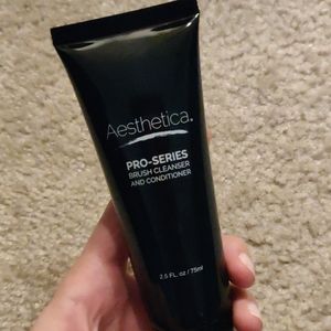 Aesthetica Pro Series brush cleanser